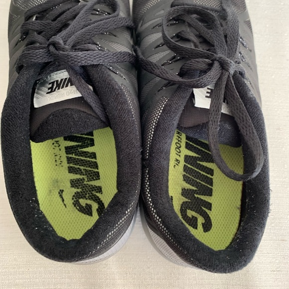 Nike Free 5.0 H2O Repel Black Silver Flash Back Reflecting Running Woman’s 10 - Picture 9 of 13